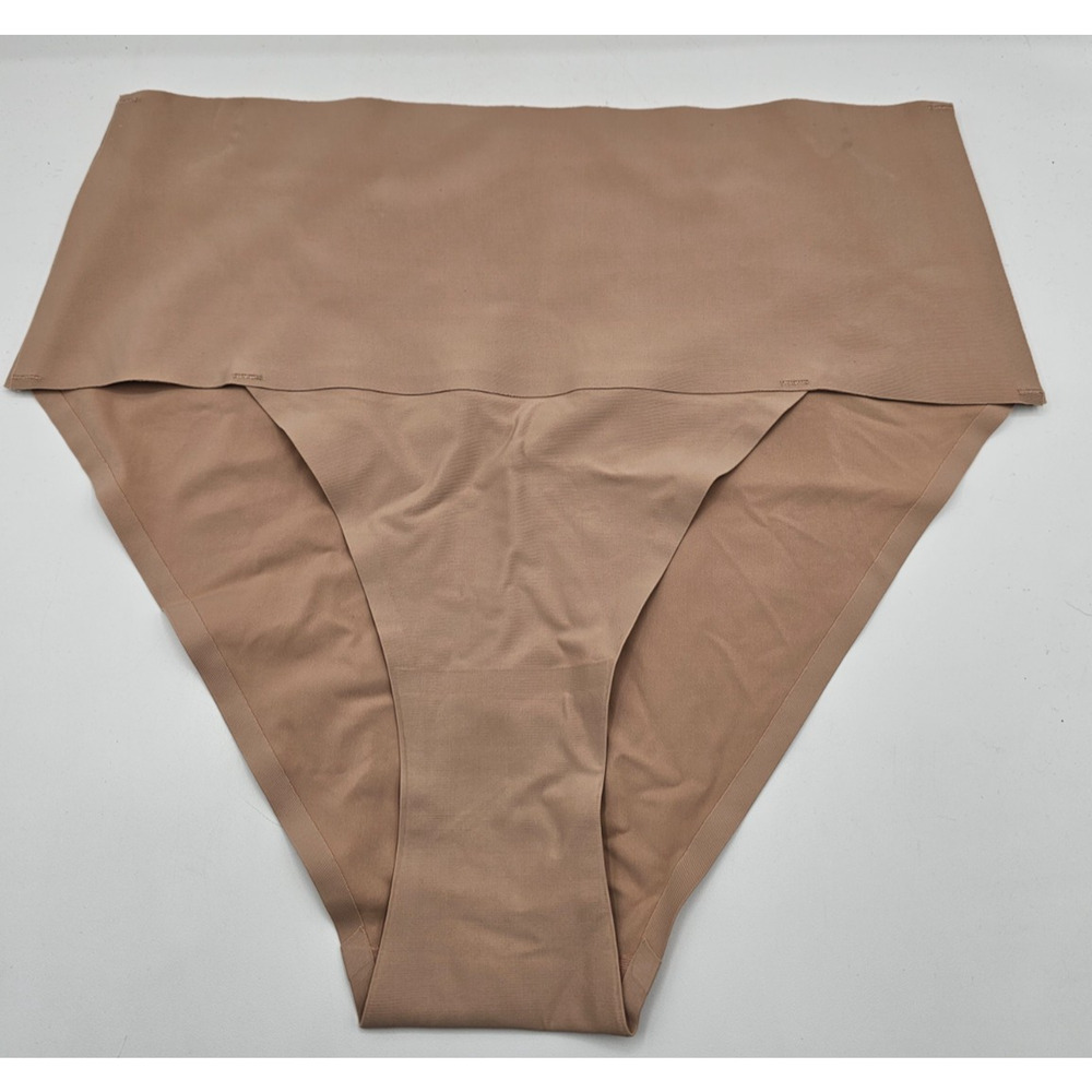 FIT Figure Improving Technology Womens Sz M Underwear Brief Panty Tan